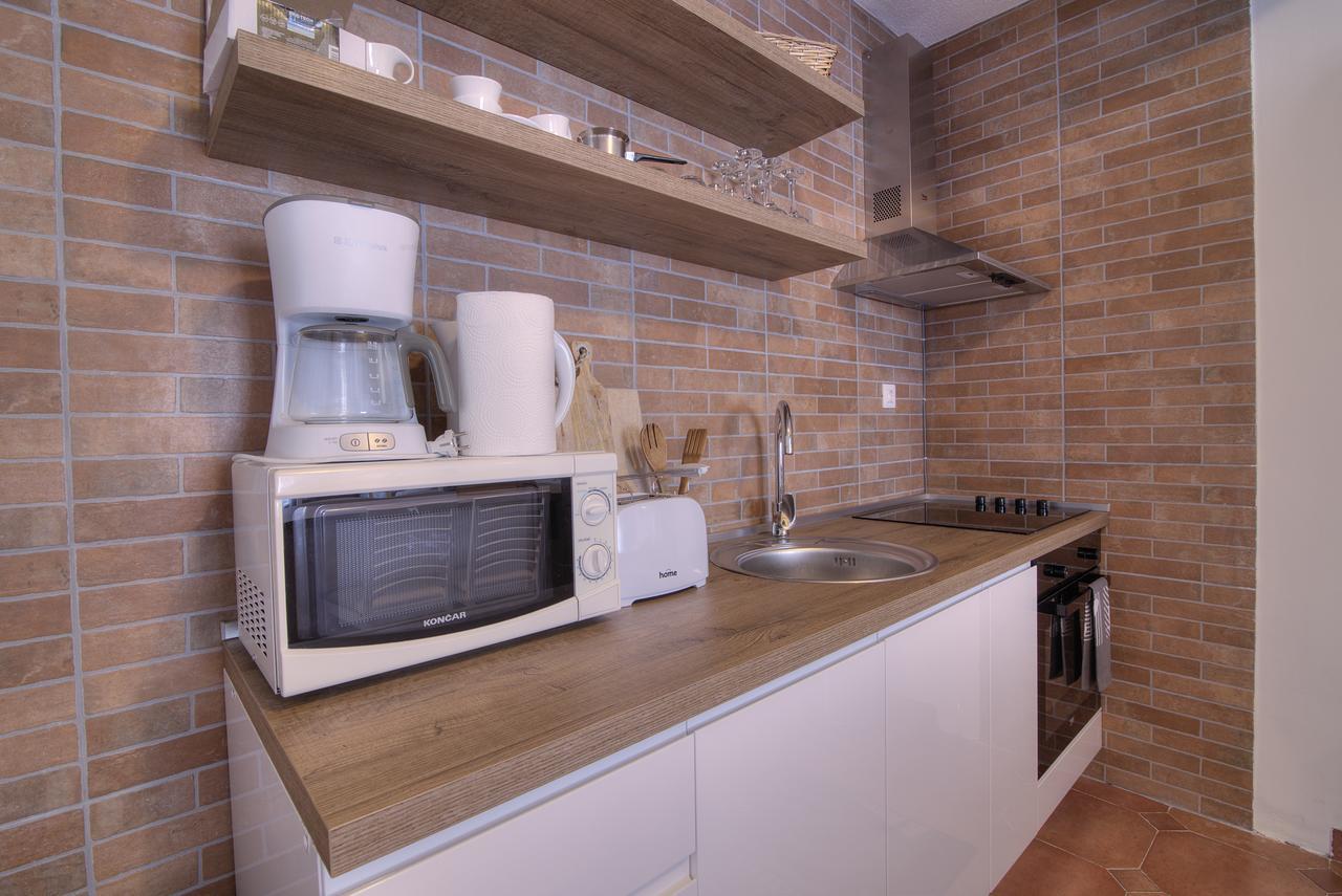 Apartments Lola เซนญ์ ภายนอก รูปภาพ