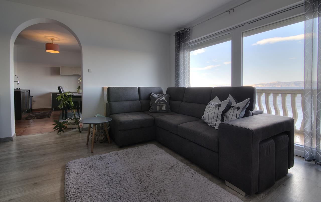 Apartments Lola เซนญ์ ภายนอก รูปภาพ