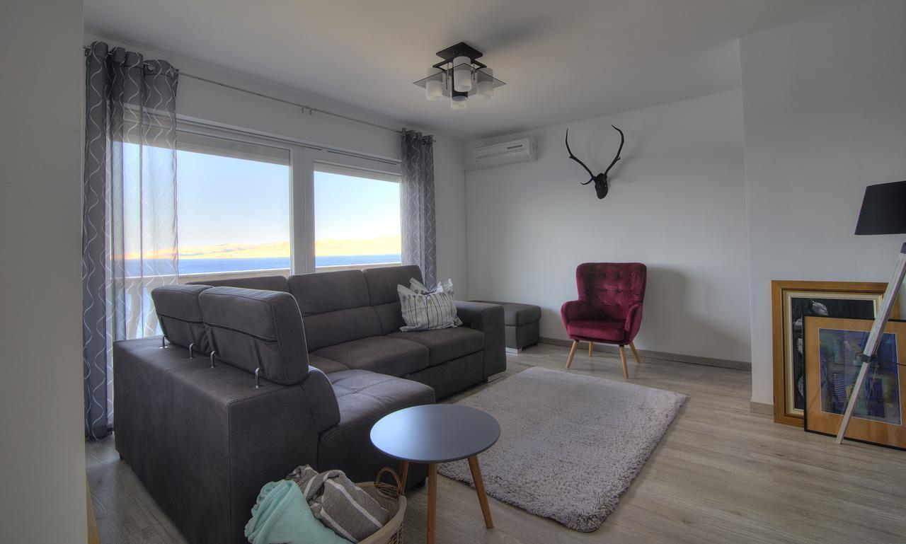 Apartments Lola เซนญ์ ภายนอก รูปภาพ